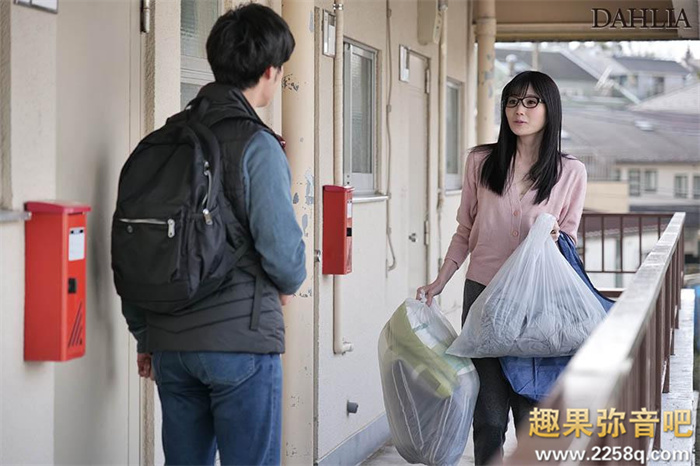 6a0a4171b2f8a1b.jpg插图(1)