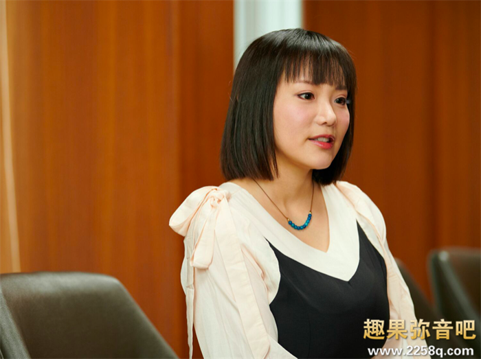 涩谷果步（澁谷果歩）哥哥摸我胸，我却被父母骂